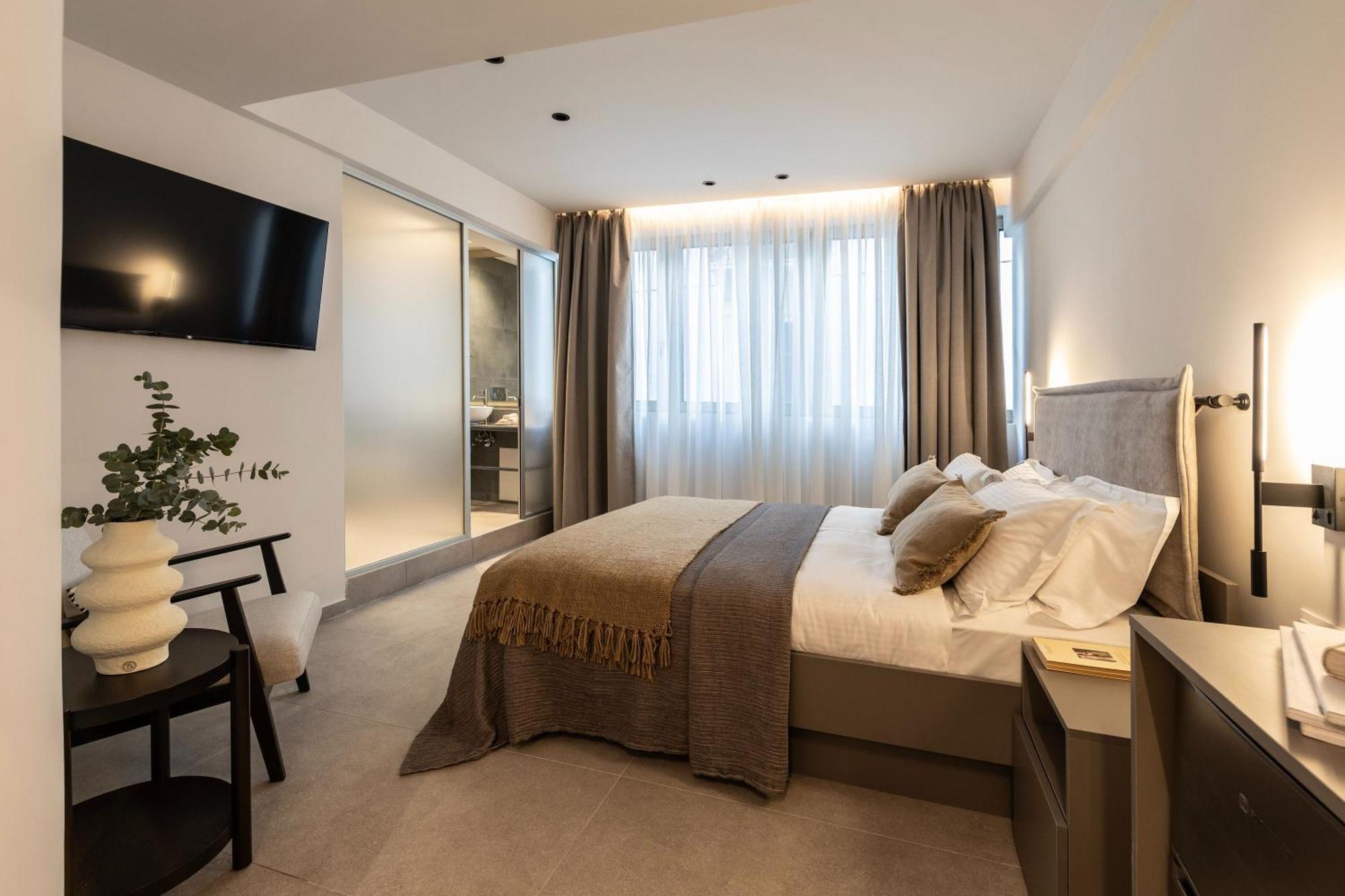 Celestial Athens Suites At Praxitelous Экстерьер фото