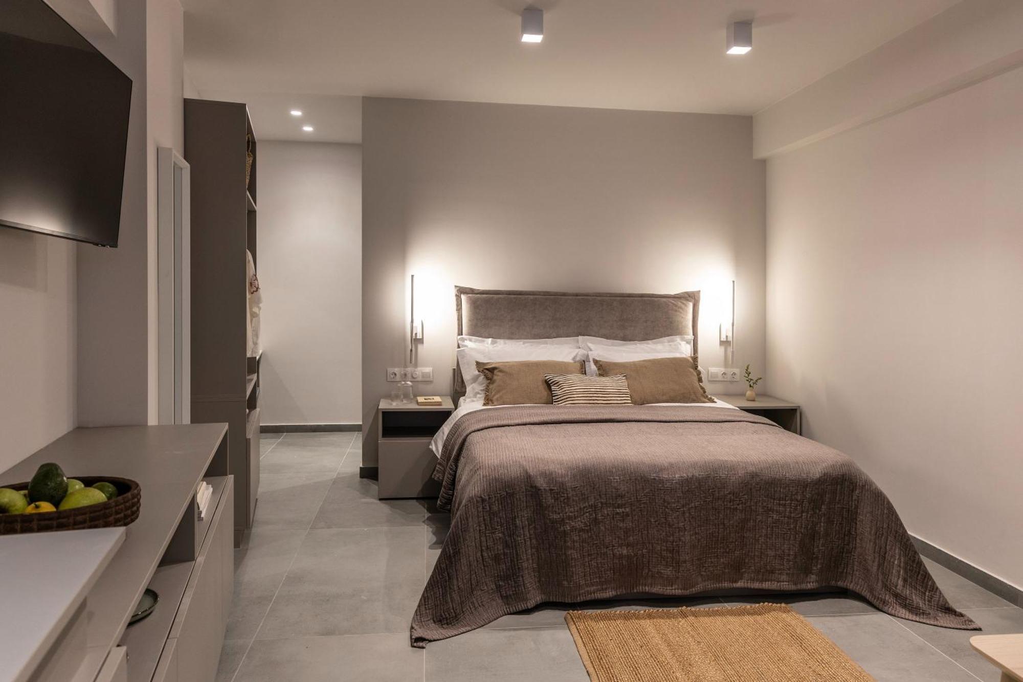 Celestial Athens Suites At Praxitelous Экстерьер фото