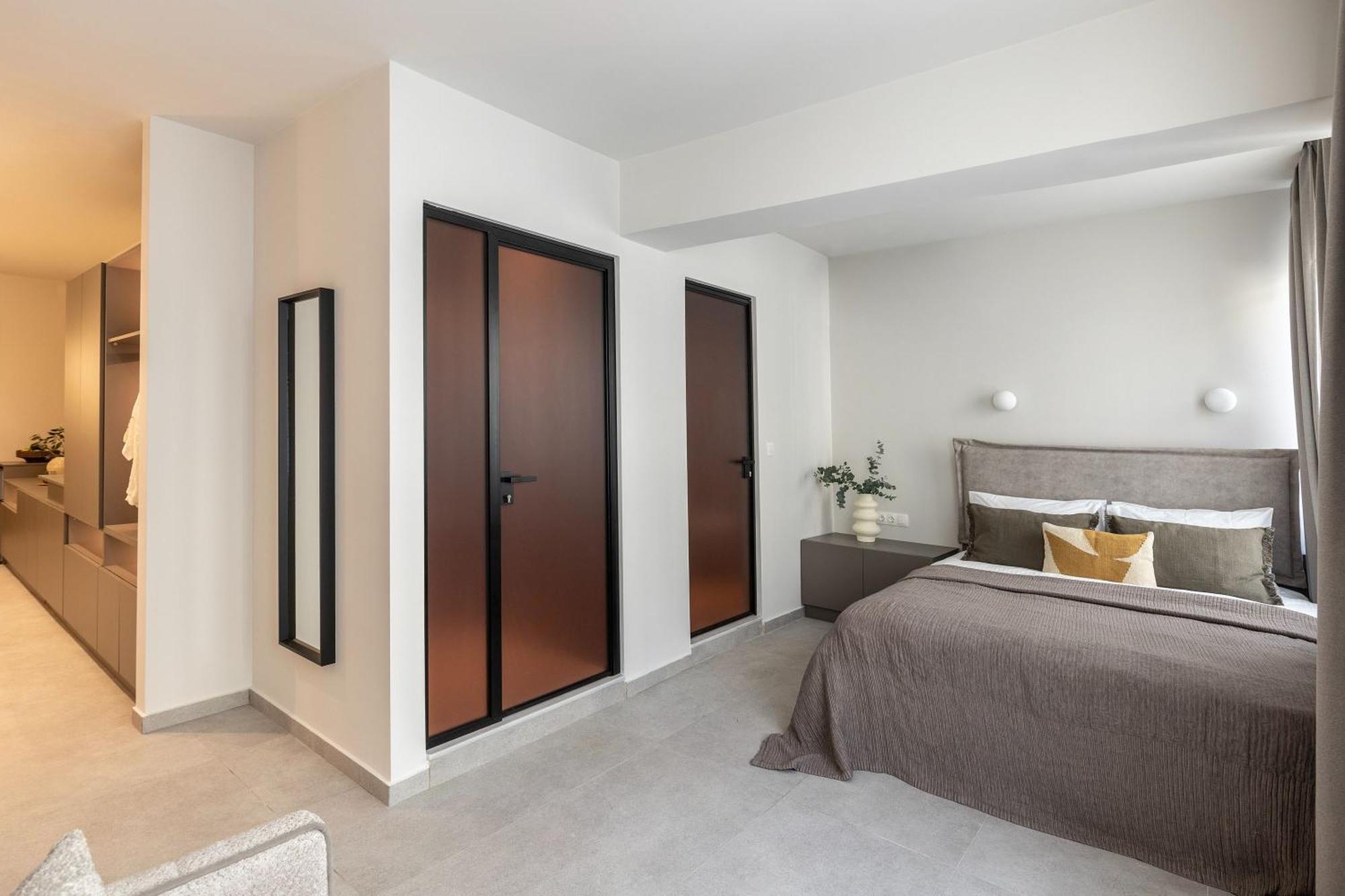 Celestial Athens Suites At Praxitelous Экстерьер фото