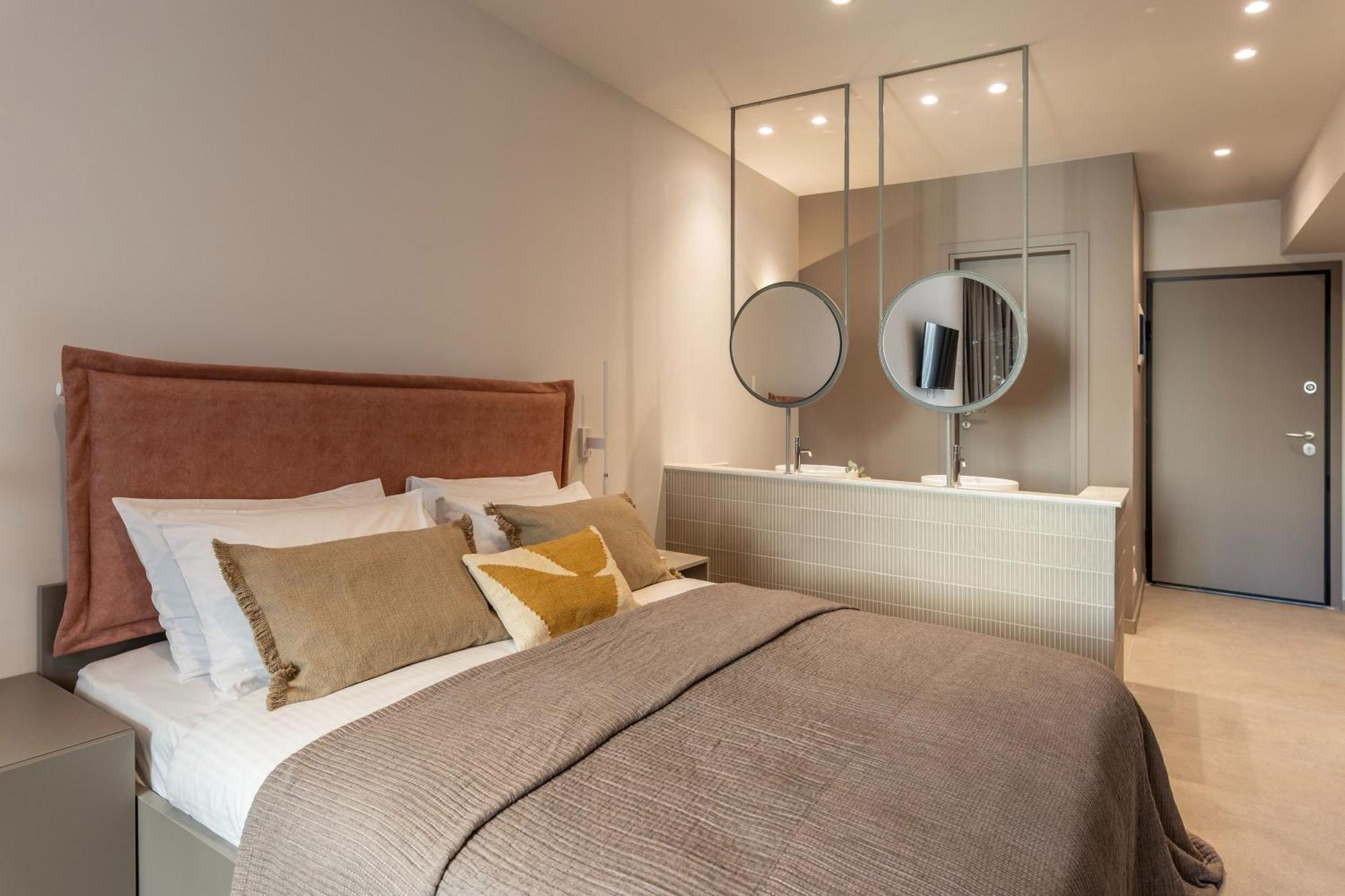 Celestial Athens Suites At Praxitelous Экстерьер фото