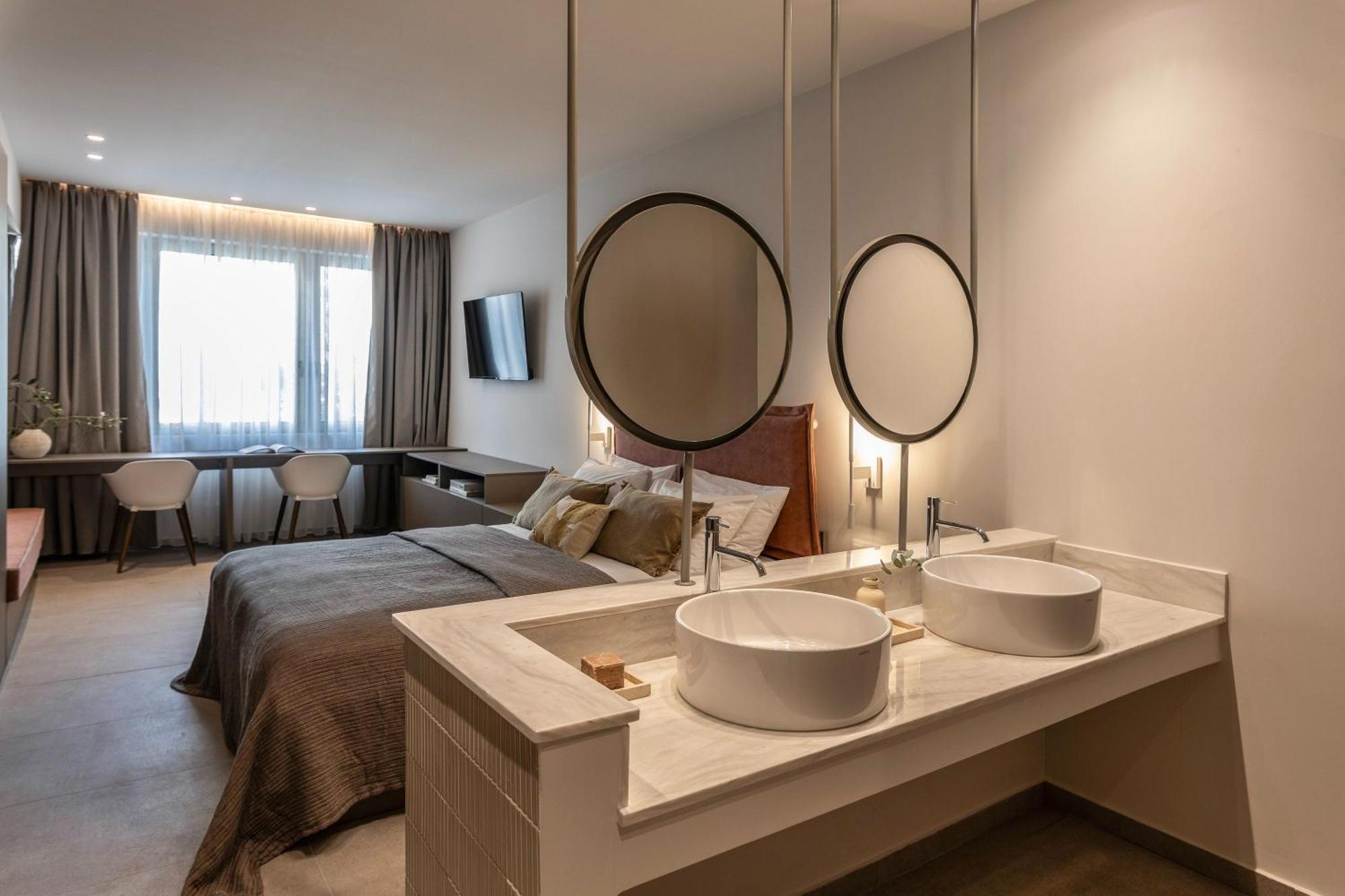 Celestial Athens Suites At Praxitelous Экстерьер фото
