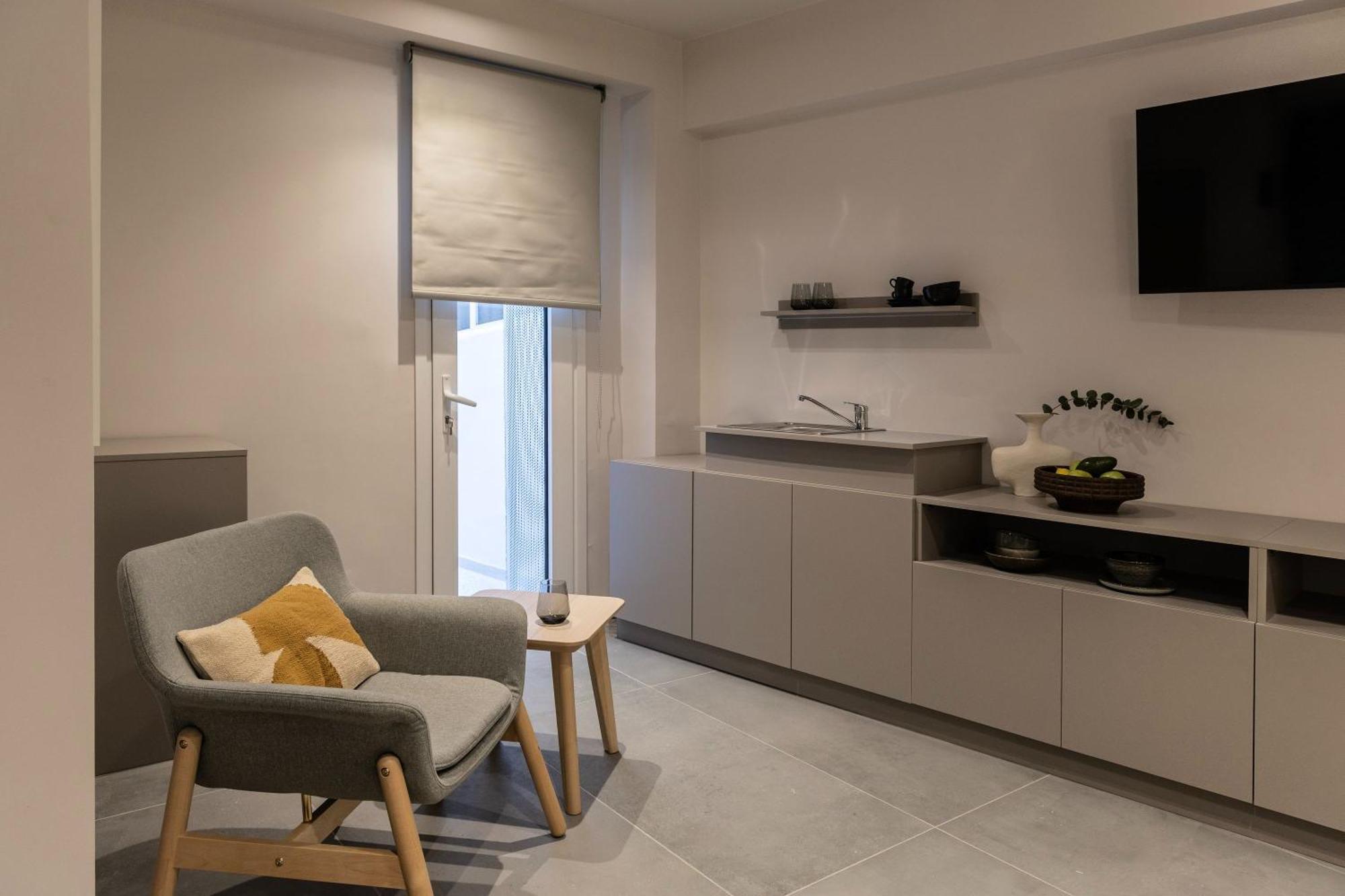 Celestial Athens Suites At Praxitelous Экстерьер фото